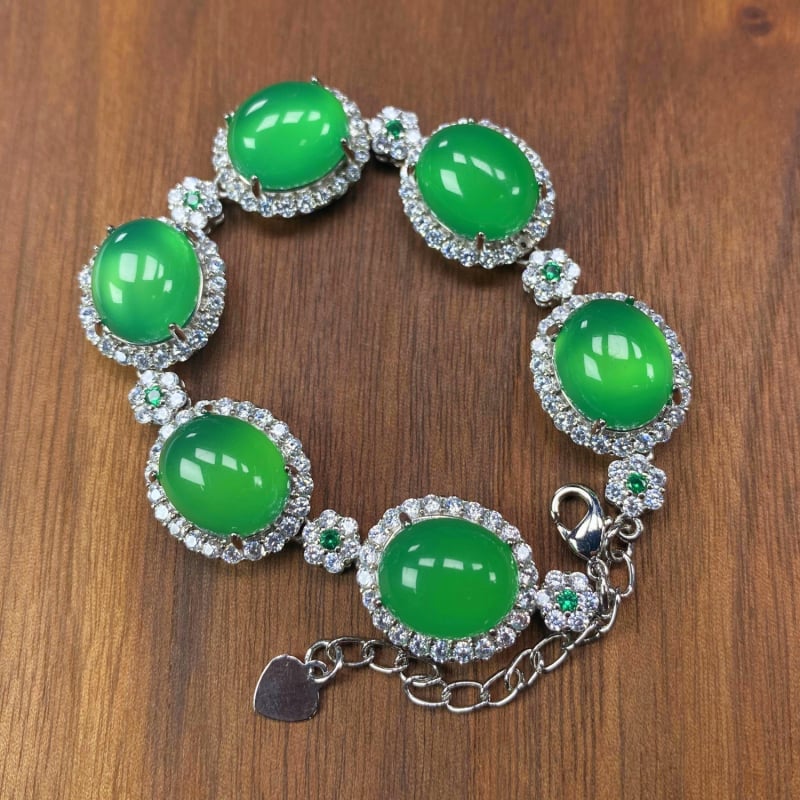 Női achát karkötő gyémántbeültetéssel