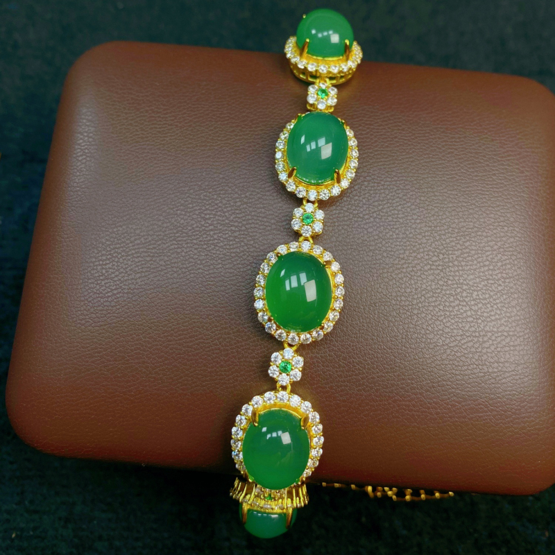 Női achát karkötő gyémántbeültetéssel