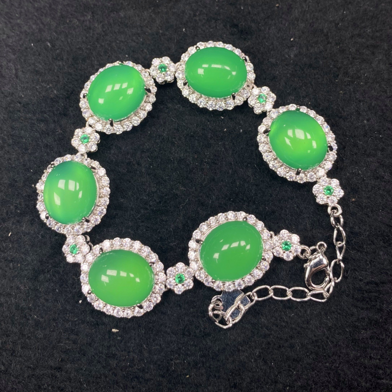 Női achát karkötő gyémántbeültetéssel