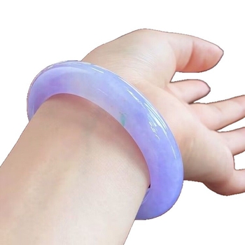 Náramok z birmánskej jadeitu so zlatým inlajom – luxusný štýl, motív zviera/Znamenie, letné vydanie 2021