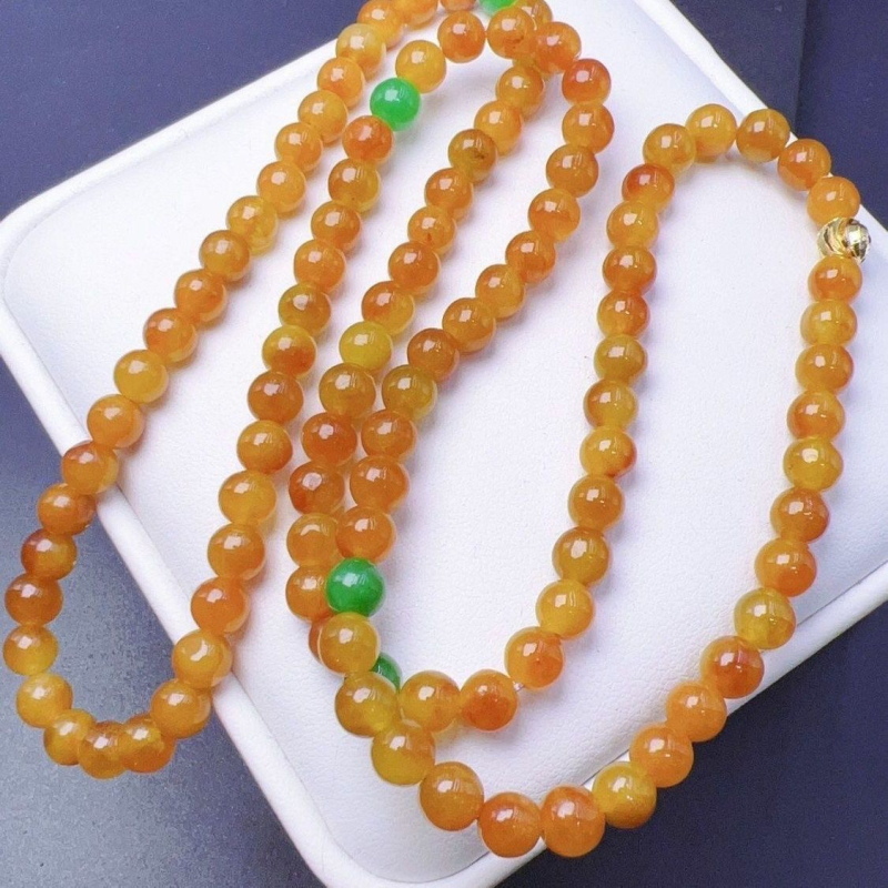 Jadeit karkötő arany betétekkel, 108 gyöngy, kézzel készített, geometriai forma, uniszex