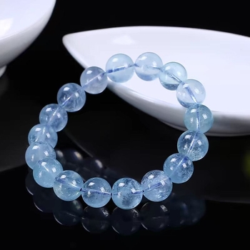 Náramok s akvamarínom a zafírom, krištálové korálky, ručná výroba, zlatom vykladaný jadeit