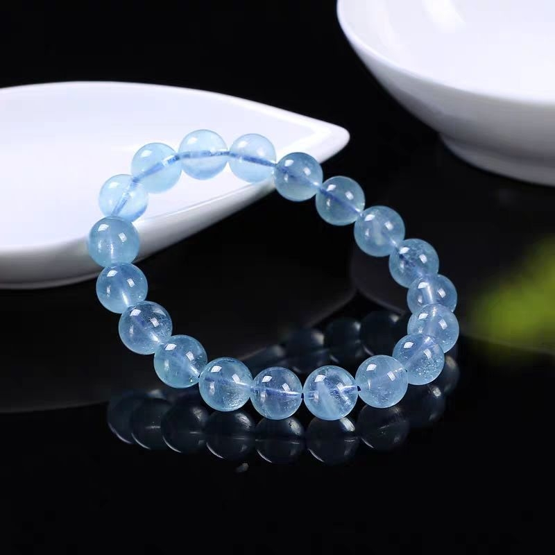 Náramok s akvamarínom a zafírom, krištálové korálky, ručná výroba, zlatom vykladaný jadeit