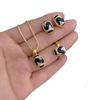 Set nakita: naušnice, ogrlica i narukvica; rhinestones; privjesak s miješanim kamenjem; lanac zmijskog kostiju; uzorak Zodijaka