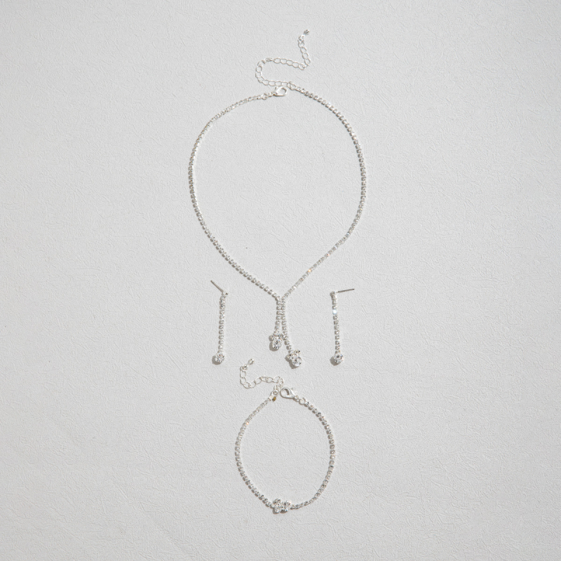 Három darabos ékszerkészlet: nyaklánc, fülbevaló és karkötő, réz alapú, rhinestone medálok, szabályos lánc, koreai stílus, friss és édes