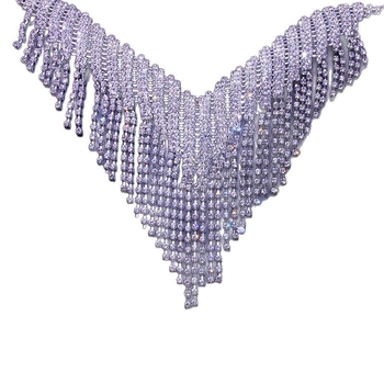 Set nakita s rhinestones i trešnjima: naušnice i ogrlica, standardni lanac, elektroplatiranje, oblici: srce / kapljica / zvončić