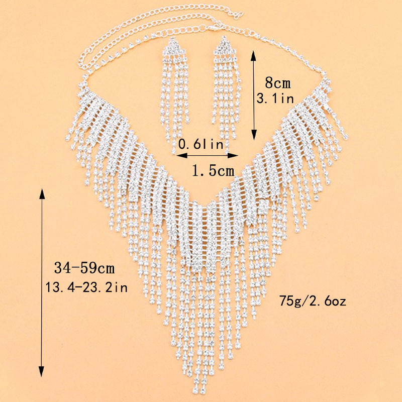 Set nakita s rhinestones i trešnjima: naušnice i ogrlica, standardni lanac, elektroplatiranje, oblici: srce / kapljica / zvončić