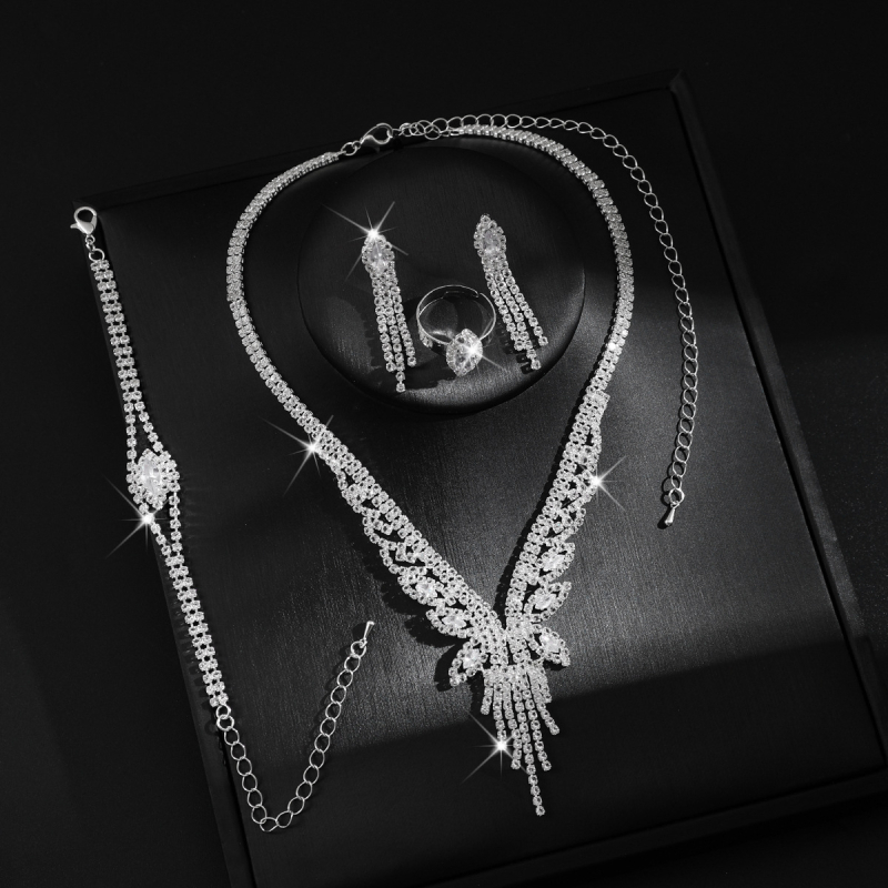 Ženski set nakita: rhinestones, dijamantno rezanje, bambus lanac, uzorak zvijezda/sunce/mjesec/vesolje, uključuje naušnice, ogrlicu, narukvicu i prsten