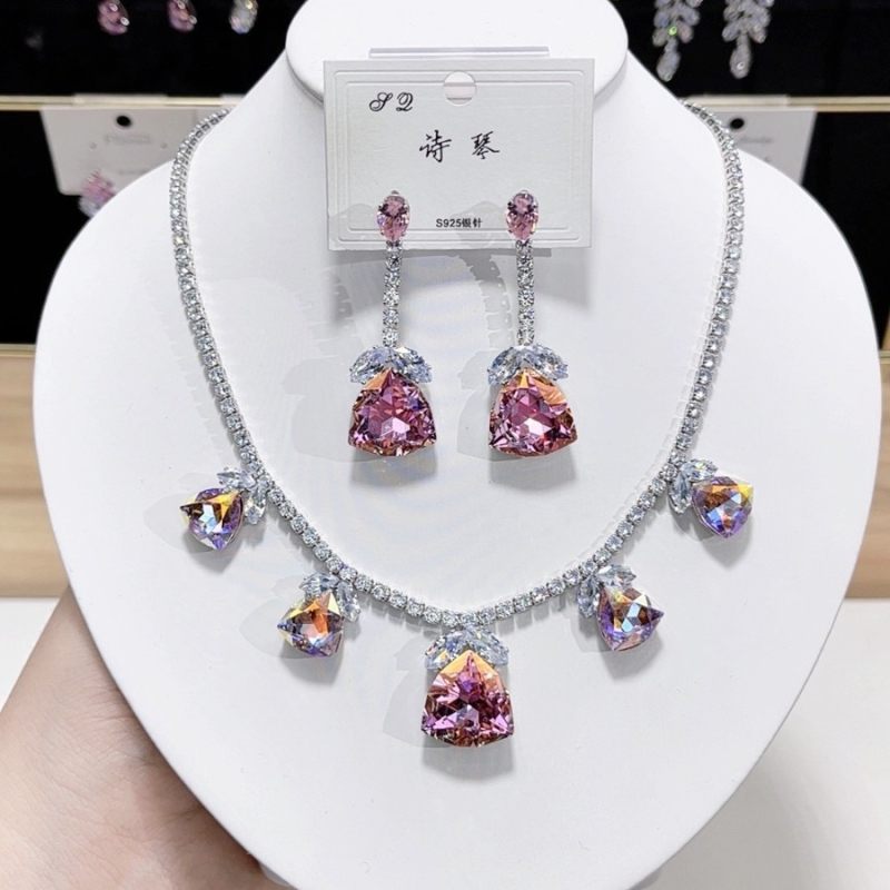 Set ogrlice i naušnica: cirkon i umjetni kristal, elektroplatiniranje, oblik pahulje, verižica tip klavikule, bakreni privjesak (Umjetni kristal; Cirkon; Elektroplatiniranje; Oblik pahulje; Verižica tip klavikule; Bakreni privjesak)