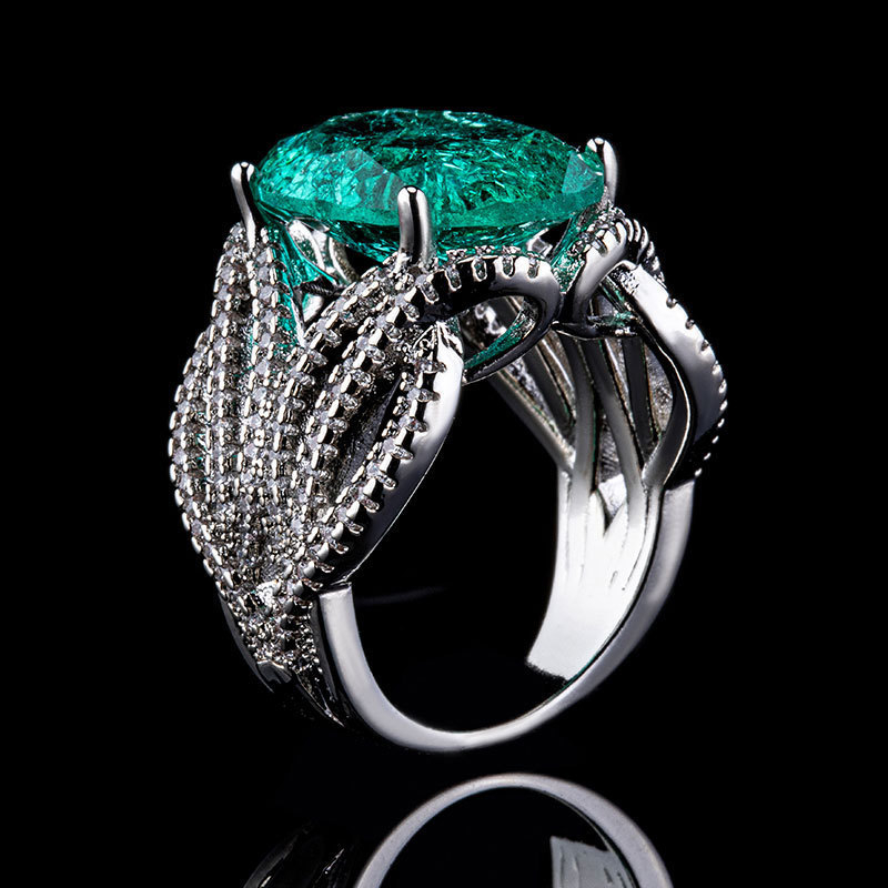 Δαχτυλίδι με τοπάζ και επένδυση χαλκού, τοπική αξιολόγηση, κυκλοφορία καλοκαίρι 2024