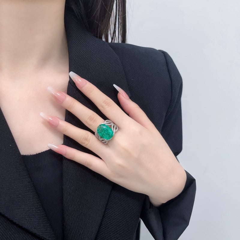 Δαχτυλίδι με τοπάζ και επένδυση χαλκού, τοπική αξιολόγηση, κυκλοφορία καλοκαίρι 2024