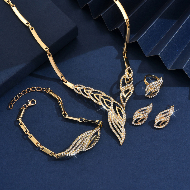 Delicate Jewelry Sastav od legure: ogrlica, naušnice, narukvica i prsten – elektroplatirana legura, običan lanac, privjesci Love/Water Drops/Bell (Proljeće 2025)