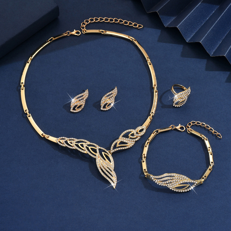 Delicate Jewelry Sastav od legure: ogrlica, naušnice, narukvica i prsten – elektroplatirana legura, običan lanac, privjesci Love/Water Drops/Bell (Proljeće 2025)
