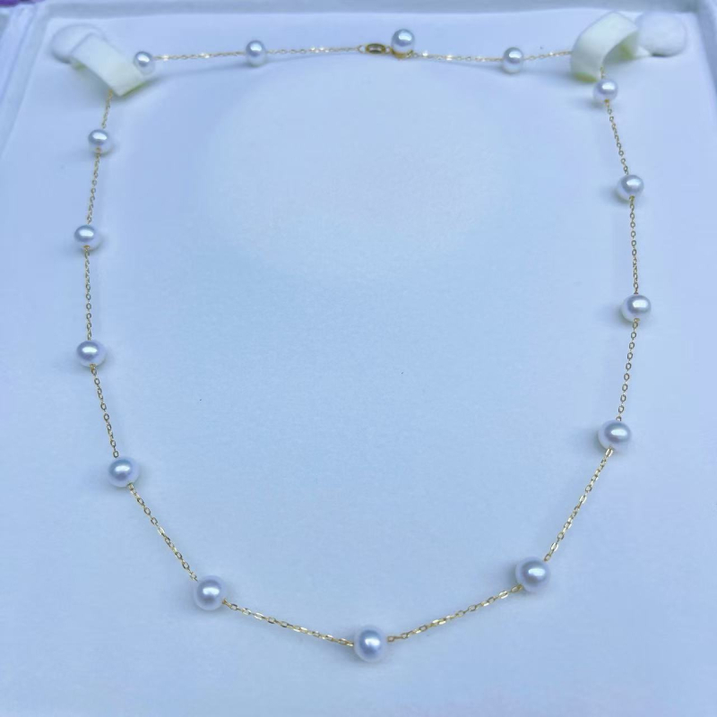 Ogrlica Saint Grace Jewelry s prirodnim slatkovodnim biserima, 5–6 mm savršeni okrugli biseri, 18k zlato