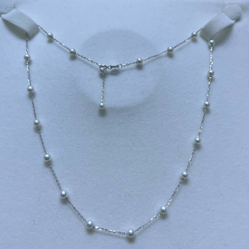 Ogrlica od prirodnih slatkovodnih bisera inspirirana Gypsophilom, s privjeskom u obliku kuglice, duljina do ključne kosti, butik stil