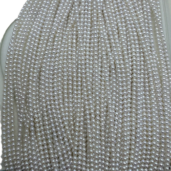 Ogrlica od slatkovodnih bisera, gotovo okruglog oblika, promjer 3-4 mm, 925 srebra