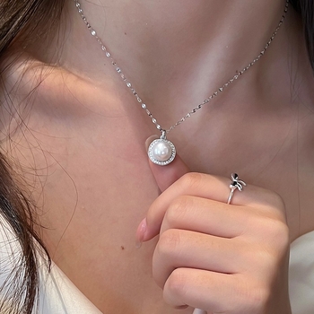 Nakit od 925 sterling srebra s okruglom prirodnim perlom i dijamantom – za žene, lanac ključne kosti, elegantan lagani luksuz N7257