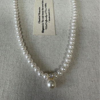 Colier din cupru cu placare cu aur reală; pandantiv geometric în formă de U; lanț O-link; lungime 51–60 cm; greutate 5 g; inspirat de stil proaspăt și dulce