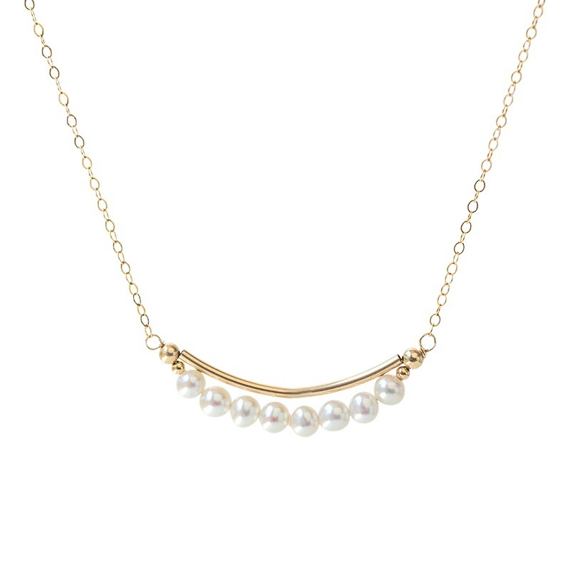 Ogrlica od srebra 925 s privjeskom osmijeha od baroknih školjki, geometrijski stil, križni lanac