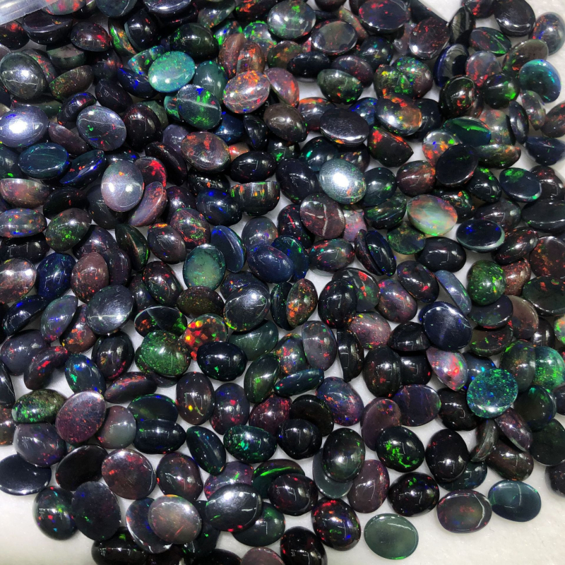 Opal cabochon, prirodni ovalni kamen, poliran, potvrda nakita