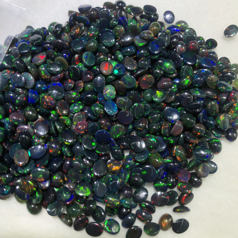 Opal cabochon, prirodni ovalni kamen, poliran, potvrda nakita