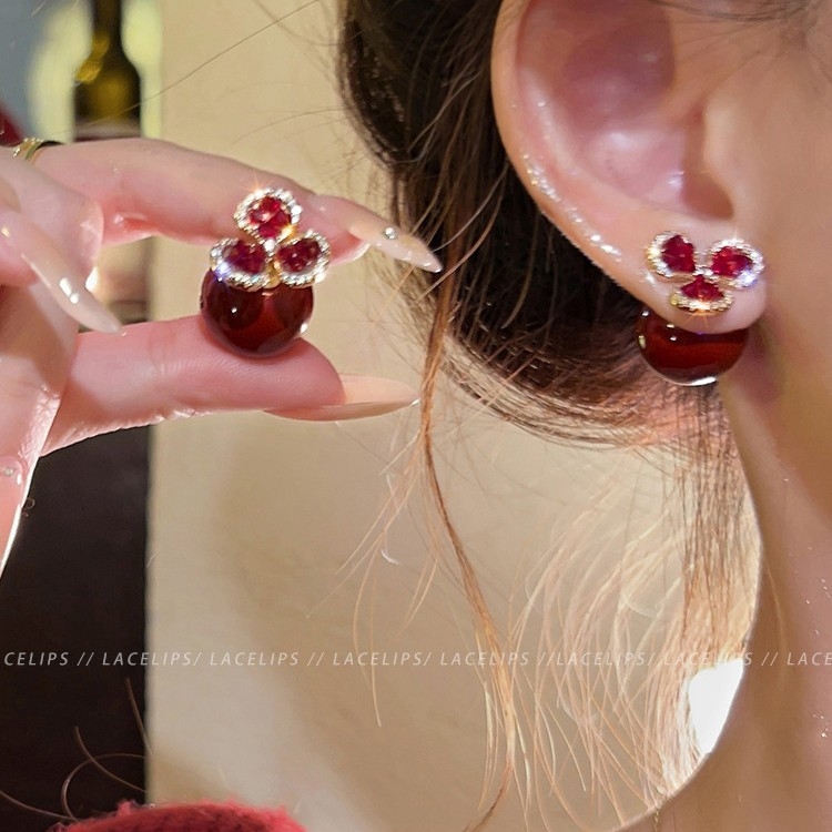 Γυναικείa σκουλαρίκια Junors - Γεωμετρικός σχεδιασμός, εμπρός-πίσω φοριέται, φλοράλ διακοσμητικό, ρετρό στυλ (Υλικό: κράμα ψευδάργύρου; Διαδικασία: ηλεκτροπλατίωση; Σχήμα: γεωμετρικό; Υλικό βελόνας: ατσάλι; Μάρκα: Junors)