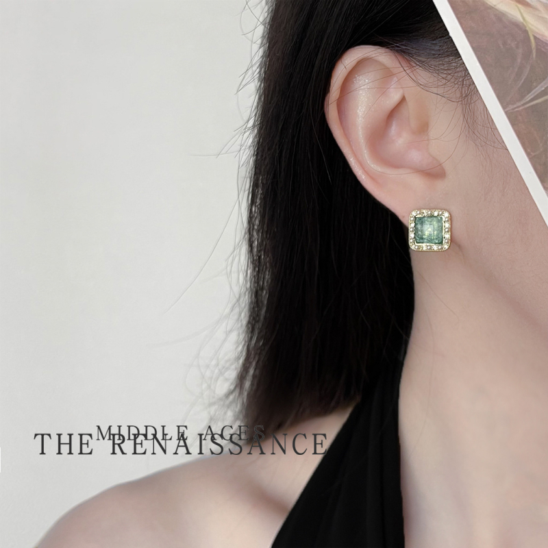 Bakrene geometrijske naušnice s mikro pavé završnim slojem, vintage retro stil za žene, jesen 2024