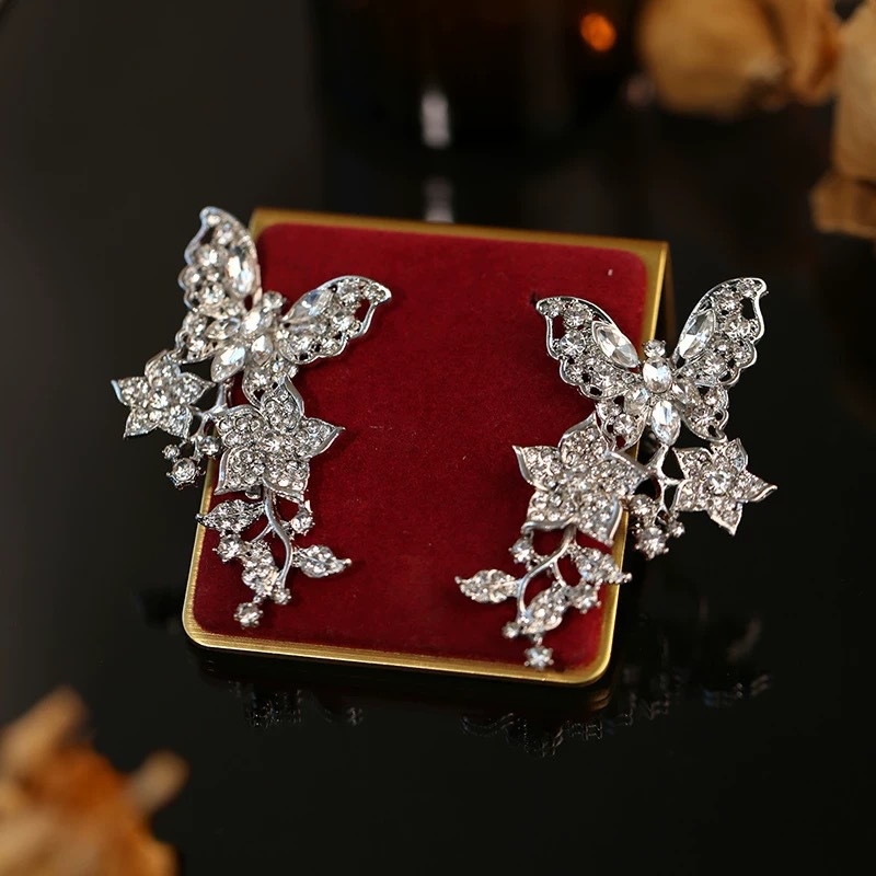 Vjenčane naušnice s kristalima i ear cuffs, ručna izrada od legure, proljeće 2025, svježi i slatki stil