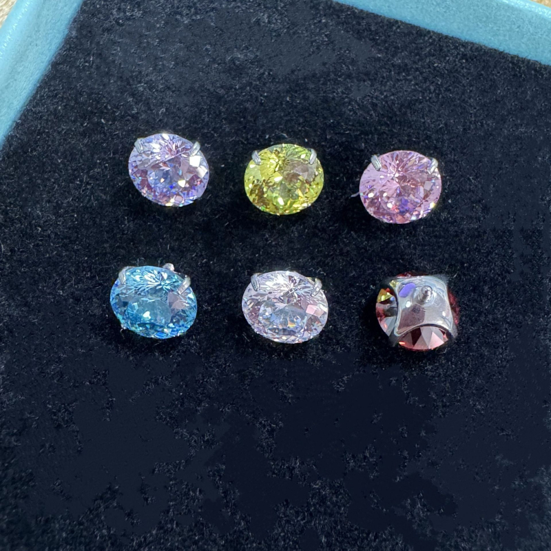 Naušnice od titanijskog legura s dijamantno brušenim geometrijskim dizajnom, unisex, lagan luksuz stil