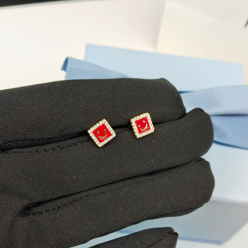 Naušnice s dijamantnim studom i motivom osmijeha, bakar, elektroplatirane, za žene