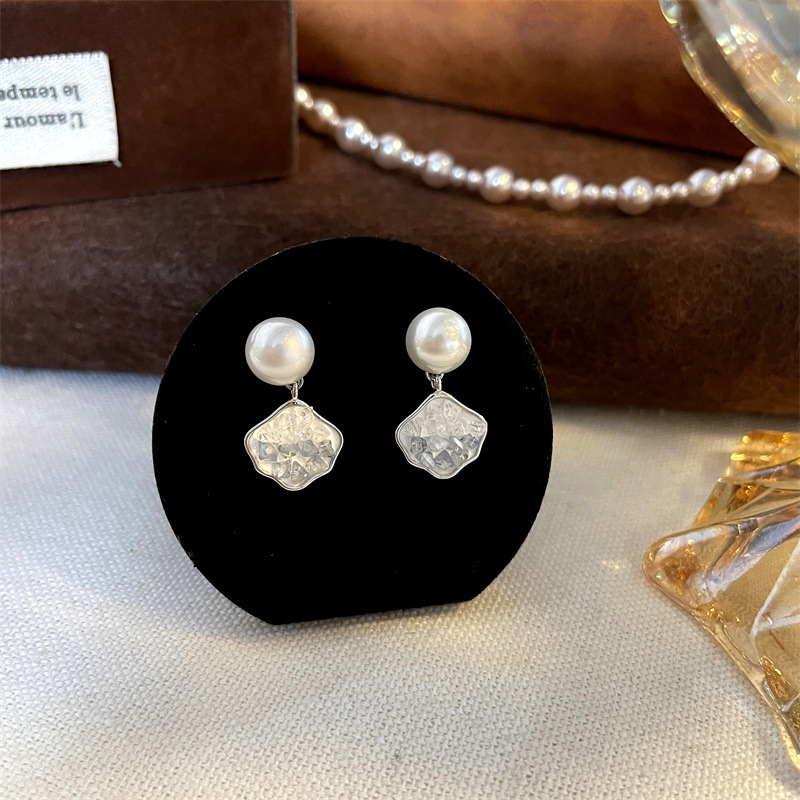 Cercei: perlă nor albastru gradient, design geometric din cupru, electroplatinati, pentru femei