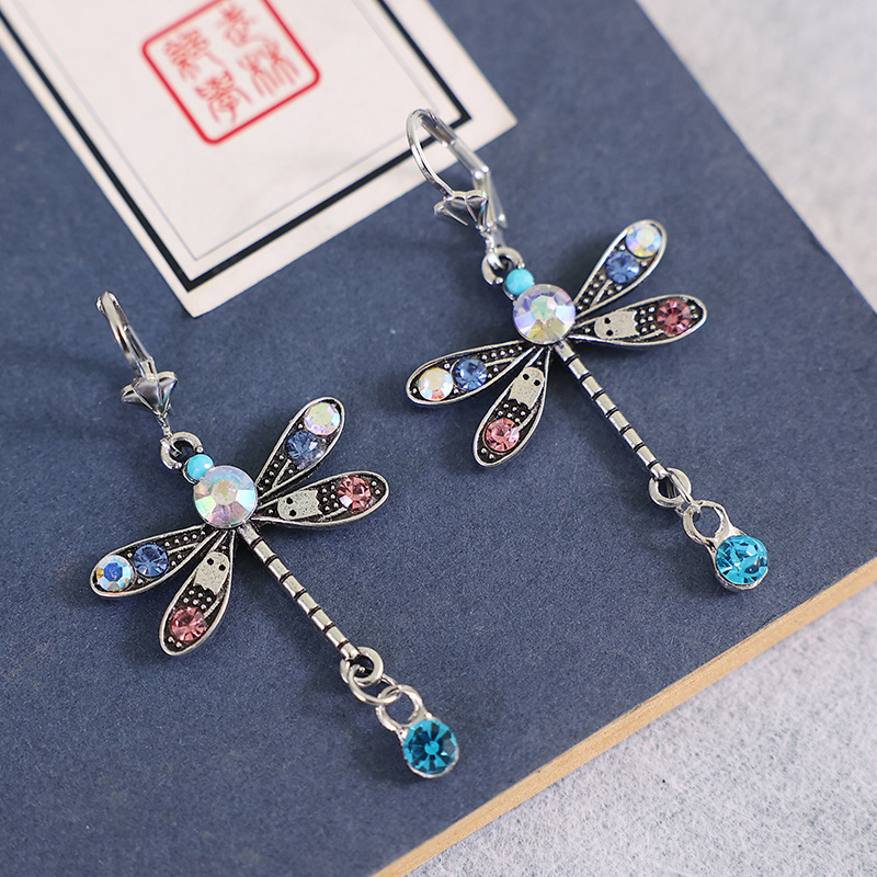 Ženske naušnice s dragonfly motivom, geometrijski stil, legura, ljeto 2021