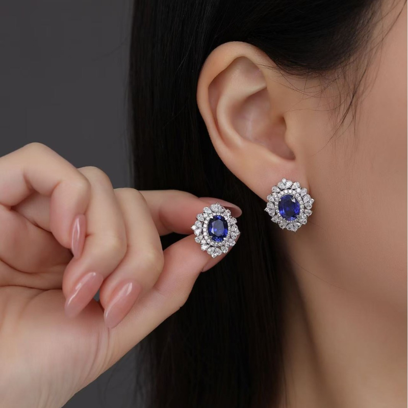 Обeци на щифт със сапфир и диамант, ромбовидна форма, с камъни, 925 сребро, оригинален дизайн от Kudi's House