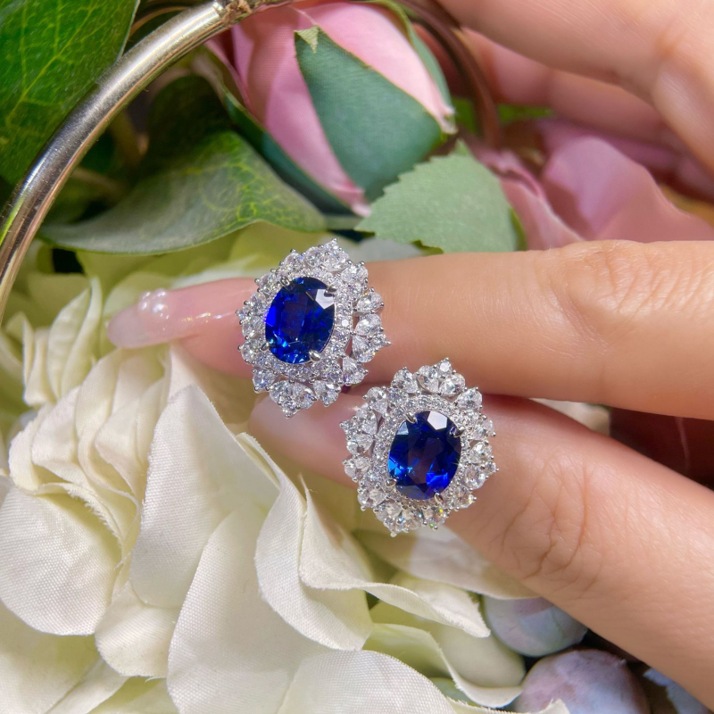 Обeци на щифт със сапфир и диамант, ромбовидна форма, с камъни, 925 сребро, оригинален дизайн от Kudi's House