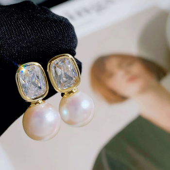 Műgyöngy fülbevalók aranyozott bevonattal, elektrolitikus felülettel, Cold Wind stílus, személyes divat, nőknek