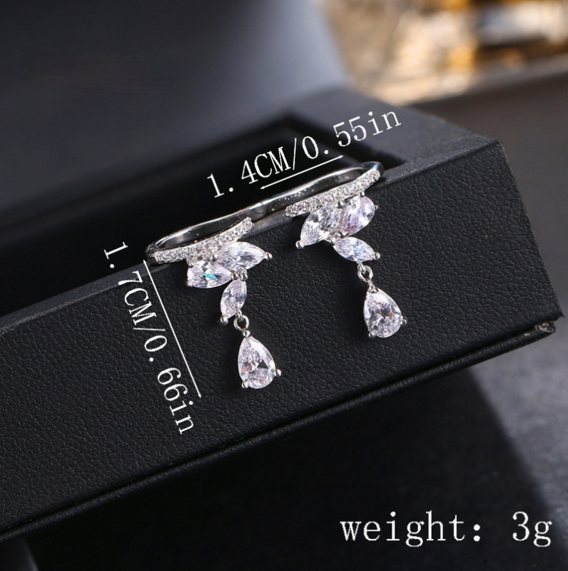 Réz alapú fülklipsz cirkóniával, teardrop alakú, piercing nélkül, geometriai dizájn