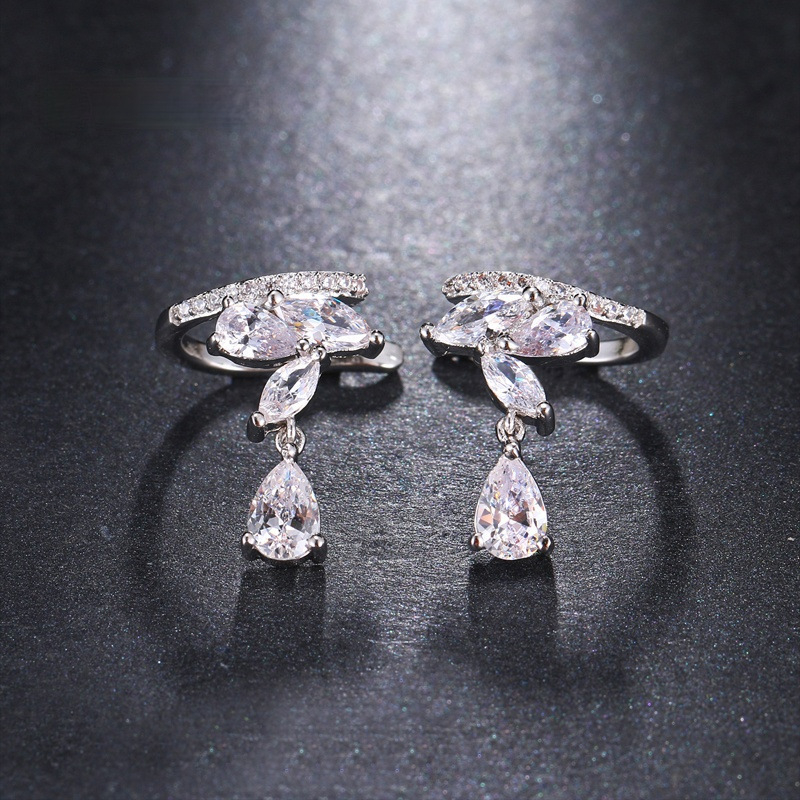 Réz alapú fülklipsz cirkóniával, teardrop alakú, piercing nélkül, geometriai dizájn