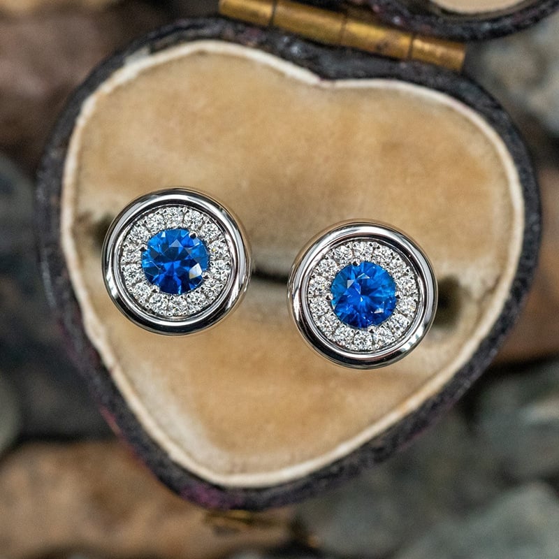 Овеци Cao Shi: Геометрични кръгли медни обици със циркония – лайт лукс стил