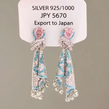 Оeбeци от изкуствени кристали, форма букви/числа/текст, корейски стил, свежи и сладки, лято 2025