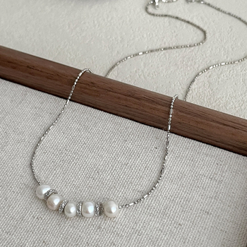 S925 sidabrinis kaklo vėrinys su natūraliais perlais, šypsenos dizainas, Ins stilius, elektroplatavimas