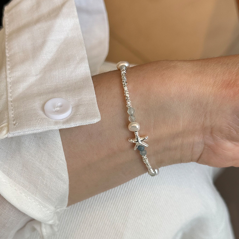 Brățară din 925 Sterling Silver, realizată manual, stil minimalist feminin, formă de stea