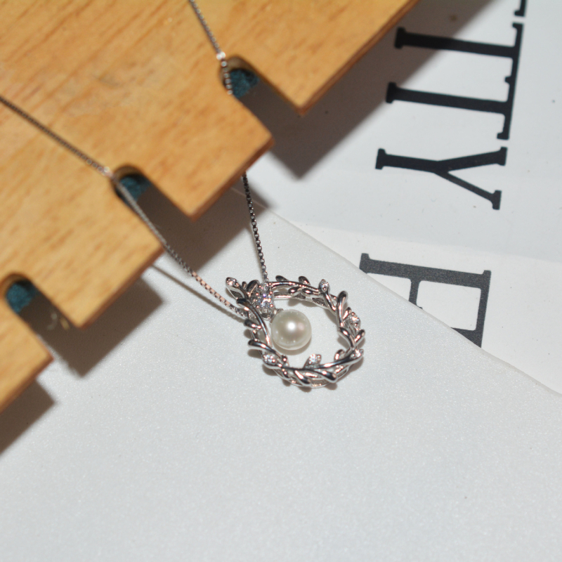 Colier din argint 925 cu perle naturale de apă dulce, pandant geometric pe lanț claviculă, stil ușor lux, lungime reglabilă