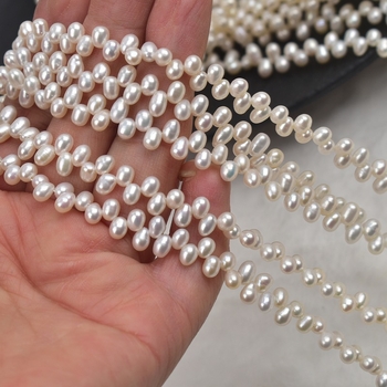 Nyers édesvízi gyöngyök, laza kő stílus, természetes tenyésztés, lyukak 3–7