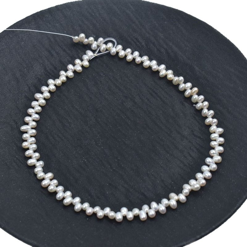 Nyers édesvízi gyöngyök, laza kő stílus, természetes tenyésztés, lyukak 3–7