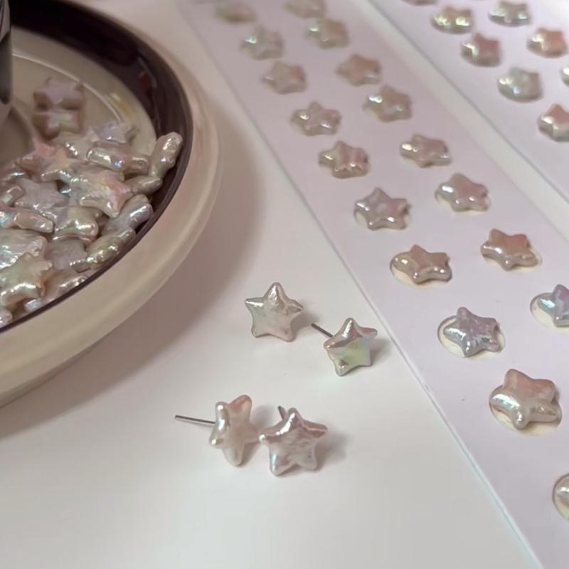 Saint Grace Jewelry slatkovodne bisere – gole naušnice, stil Golo kamenje, proljeće 2025