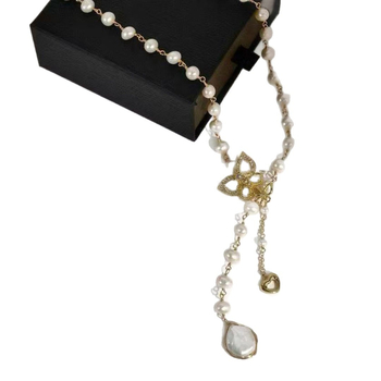 Ogrlica od baroknih prirodnih bisera slatkovodne, lanac džemper, ručno pletena od pozlaćenog bakra, geometrijski dizajn