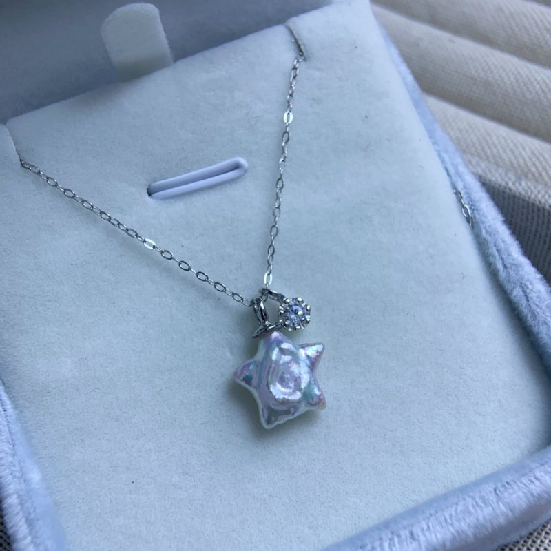 Pandantiv Baroc cu perlă de apă dulce, formă neregulată, argint 925, stil nișă casual