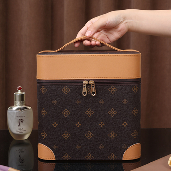 Többszintes, hordozható sminktáska, nagy kapacitású PVC anyagú, tükrös