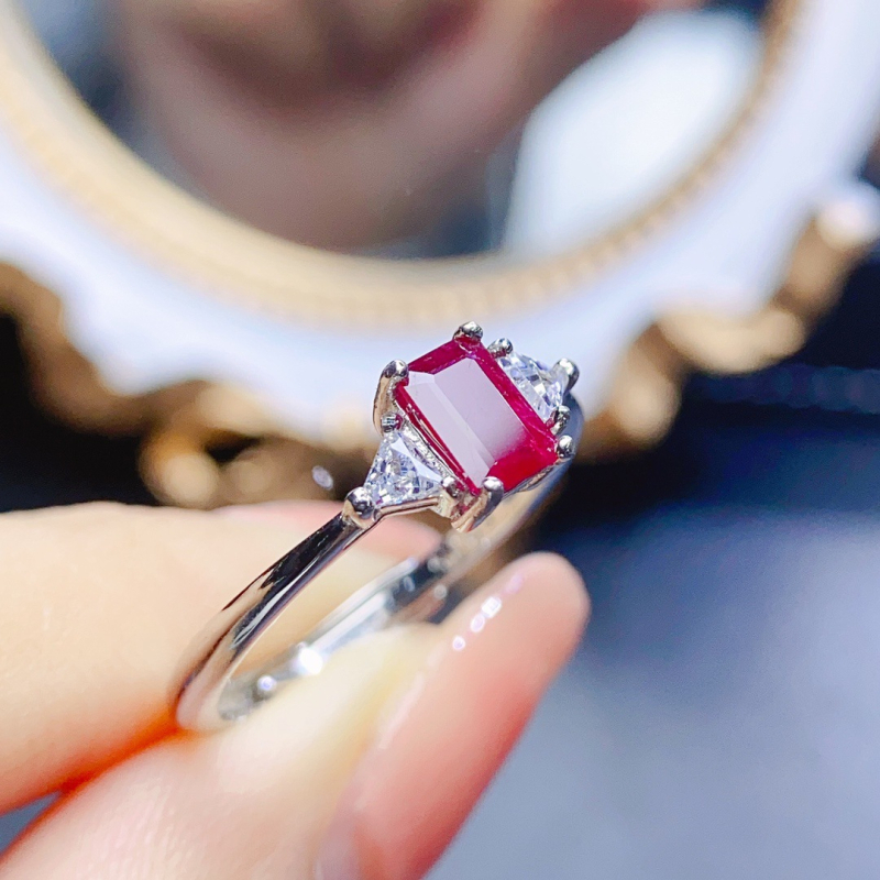 Δαχτυλίδι από ασήμι S925 με Old Burned Ruby, χειροποίητη κατασκευή, σειρά Caibao