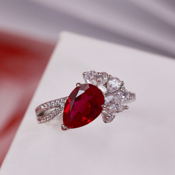 Δαχτυλίδι με ρουμπίνι σε ασήμι Sterling, σταγόνα σχήμα, σειρά Πριγκίπισσα, μοντέλο R042